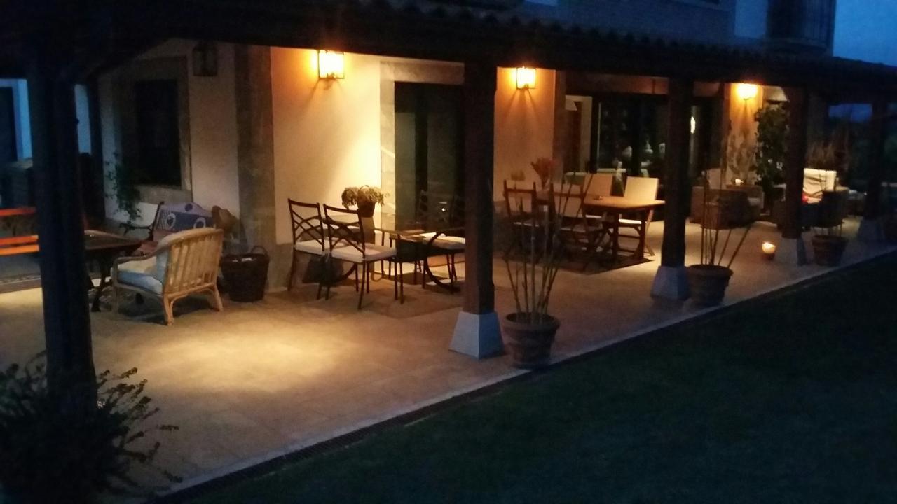 Hotel Reina Adosinda Pravia Extérieur photo