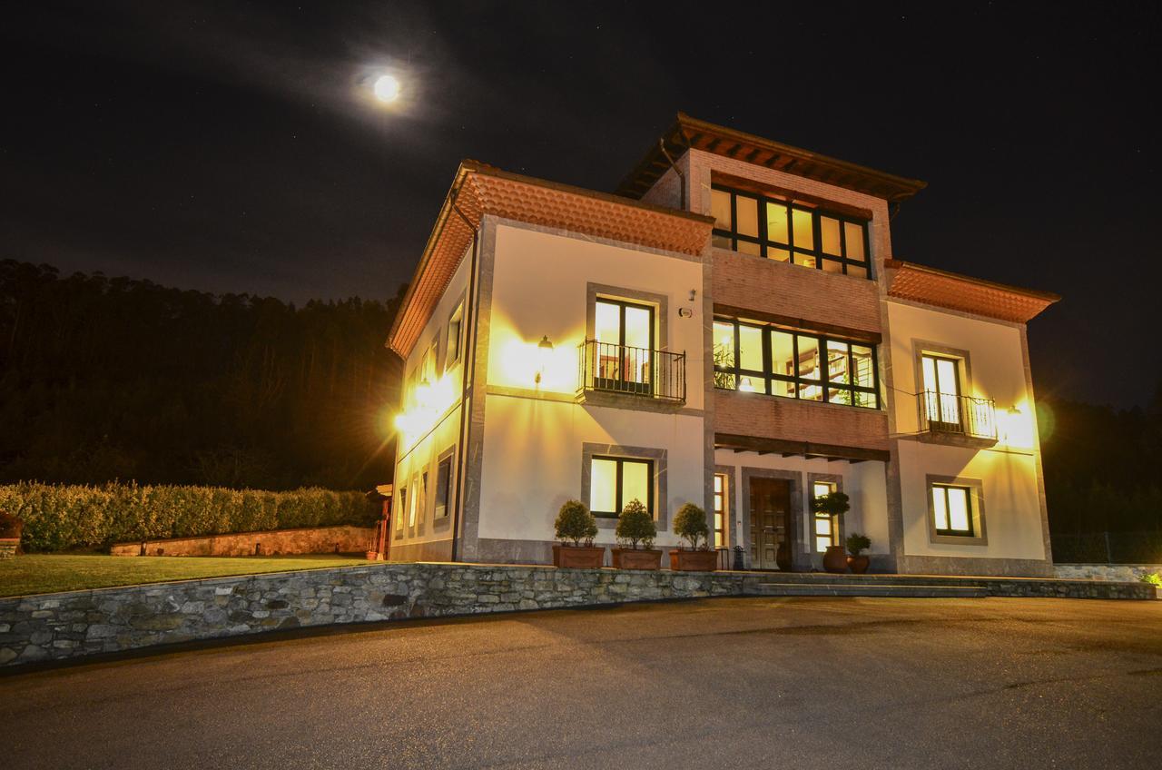 Hotel Reina Adosinda Pravia Extérieur photo