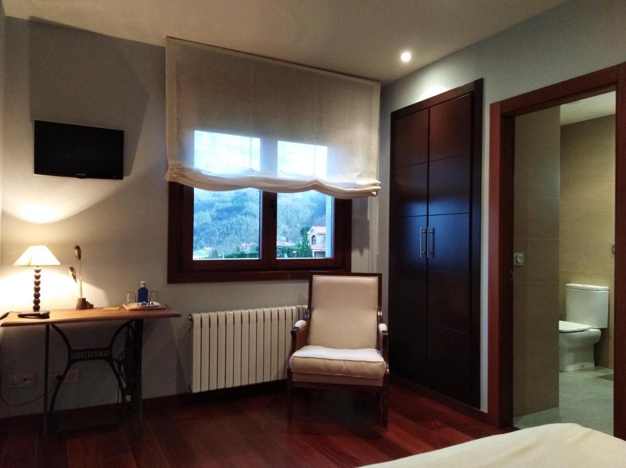 Hotel Reina Adosinda Pravia Extérieur photo