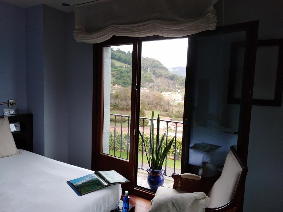Hotel Reina Adosinda Pravia Extérieur photo